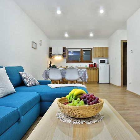 Appartement Kamilli à Bešeňová Extérieur photo