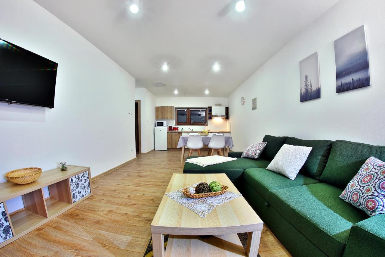 Appartement Kamilli à Bešeňová Extérieur photo